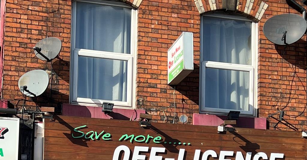 vape shop droylsden Droylsden shop shut down after repeated illicit vapes and tobacco sales |  Features and analysis main image 0