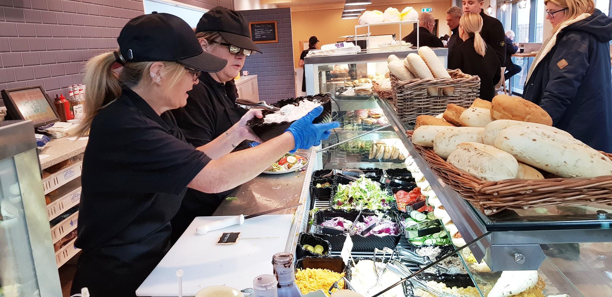 David’s Kitchen, Kirkcaldy, Fife Features and Analysis Convenience