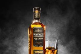 Bushmills_Black_Bush_OnTheRocks_Image_3_1MB
