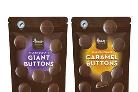 GiantButtonsPouchesVisual R3