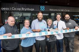 UNP Co Op 46883 Bridge Street Usk040
