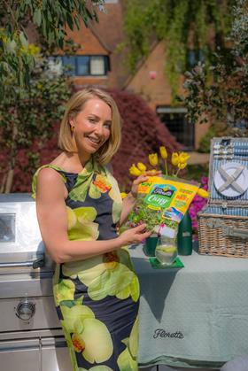 Florette has partnered with TV presenter and holiday expert Laura Hamilton to  launch thier Tasty Escapes on pack promo
