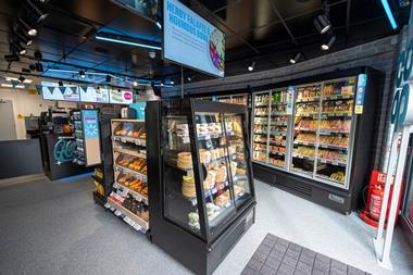 UNP Co Op 47124  On The Go Altrincham034