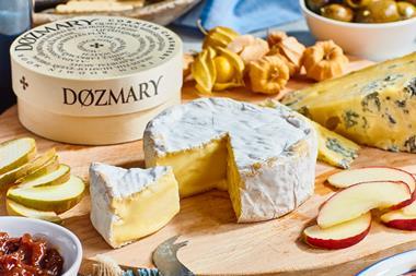 Dozmary_Cheeseboard - lifestyle