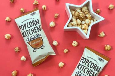 gingerbread popcorn and bowl (2)
