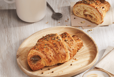 Pistachio Croissant (1)