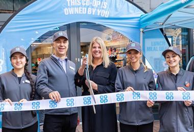 UNP Co Op 47378  on the go Kingston 31