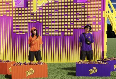 Takis Reading 1