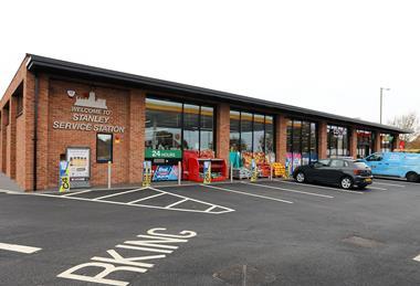 Valli-SPAR-Stanley-Service-Station-2
