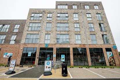 UNP Co Op 46755 Colchester Avenue Cardiff004