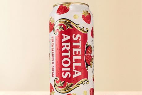 ABI1386_04_Stella_Artois_Strawberries and cream_440ml Can on Background