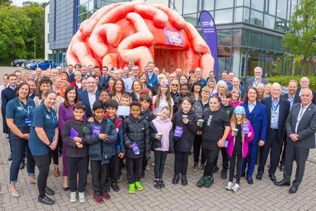 Main_OutdoorPic_WithSchool