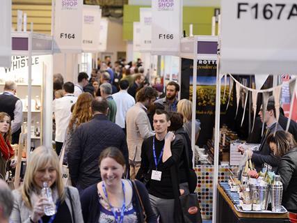 focus on farm shop, crowd at trade show
