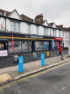 UL0MZDCACQT1KIP_Torridon_external_signage