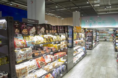 Coop Italia store aisles