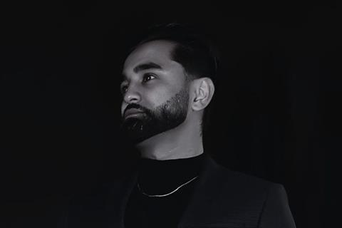 Abz Headshot
