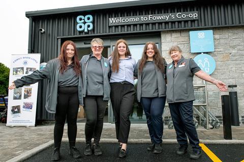 L-R Kady Sandey, Lisa England, Manager Caitlyn Berry, Abbie Reynolds and Lynette Berry.