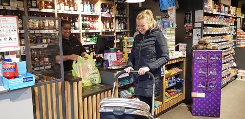 6 Customer Service_Mum buggy_Simply Fresh Webheath