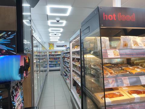 Londis Bexley Park_Hot food to go first aisle