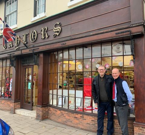 Steve Leach, Nisa Sales Director and Chris Taylor, director of Taylor's of Tickhill