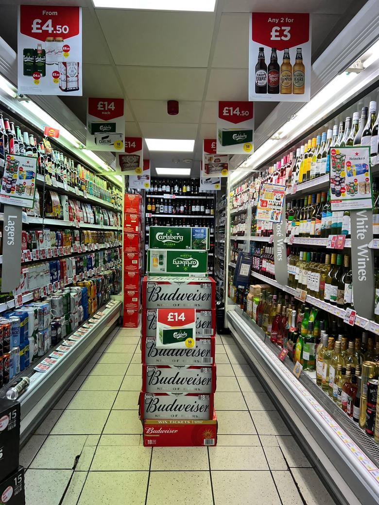 Look Inside Go Local Extra Hucknall Features and analysis