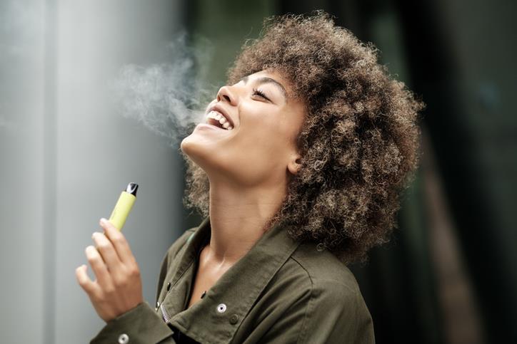 英国电子烟零售商VPZ宣布扩产扩店：新增第5条生产线，2026年拟新开40家门店